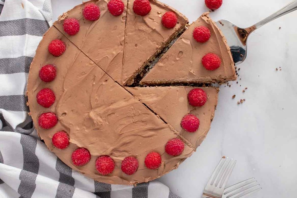 NO-BAKE CHOCOLATE CHEESECAKE RECIPE - Pinocchio's Pantry - Authentic Italian Food