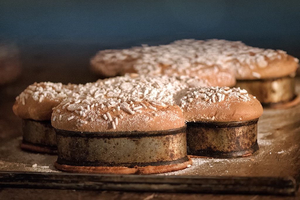 The Origins of Italian Easter Dove Cake - Pinocchio's Pantry - Authentic Italian Food